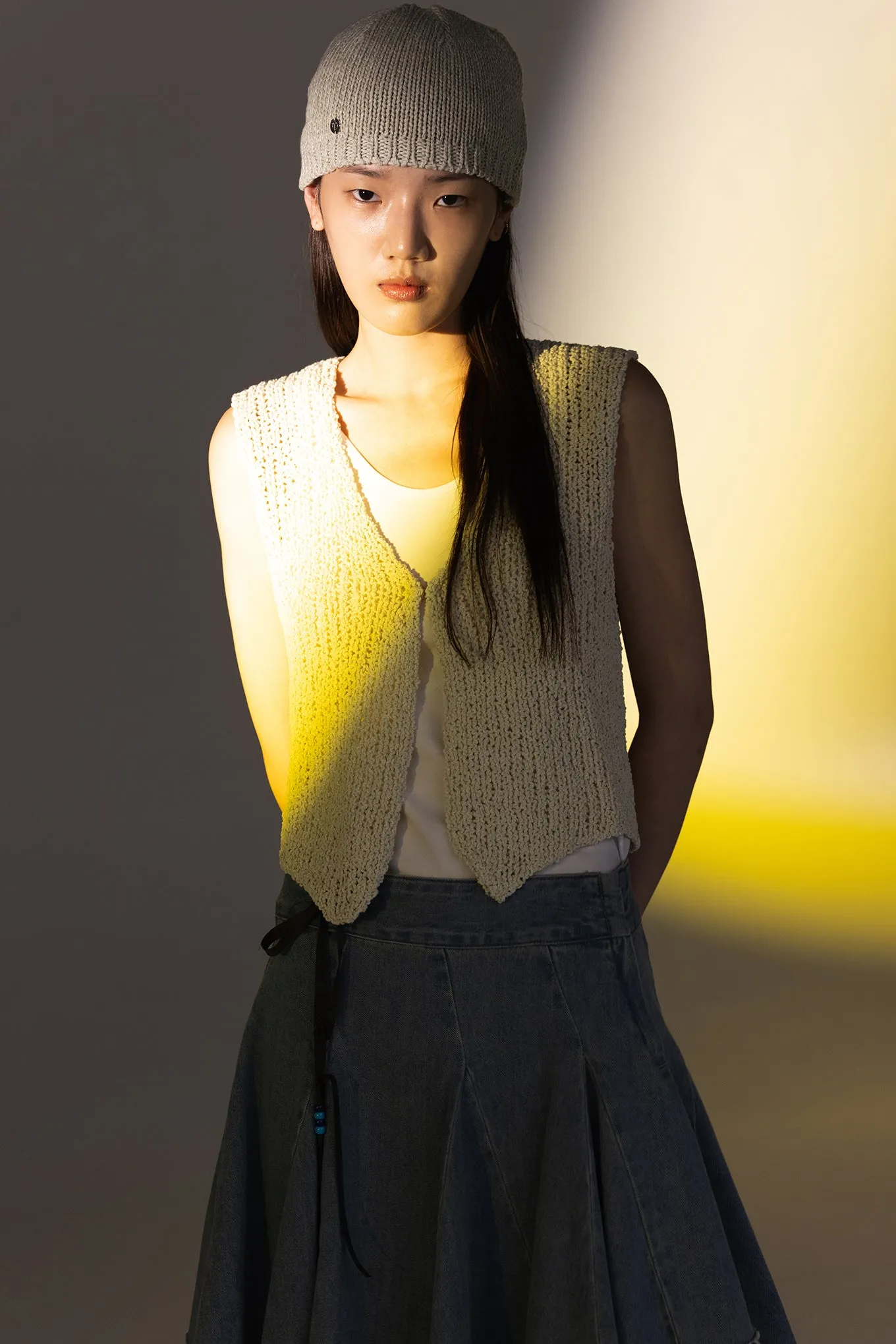 ASSYMETRIC PLEATED SKIRT