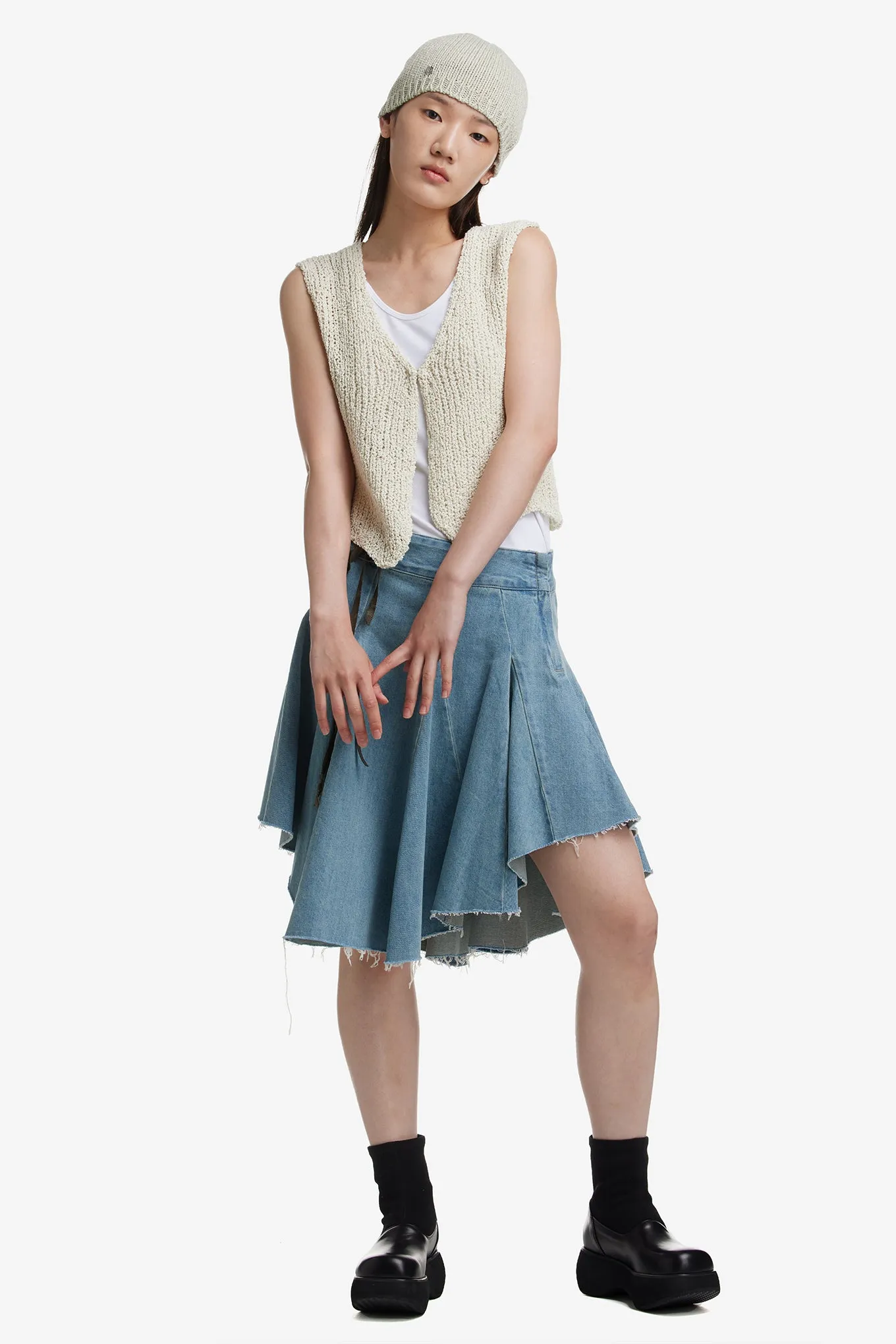 ASSYMETRIC PLEATED SKIRT