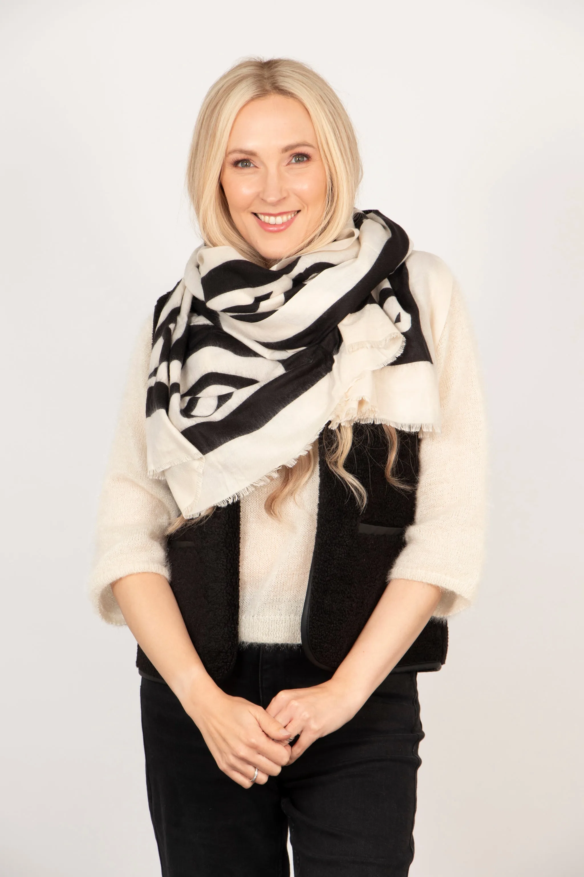 Aston Lightweight Scarf - Cream, Abstract