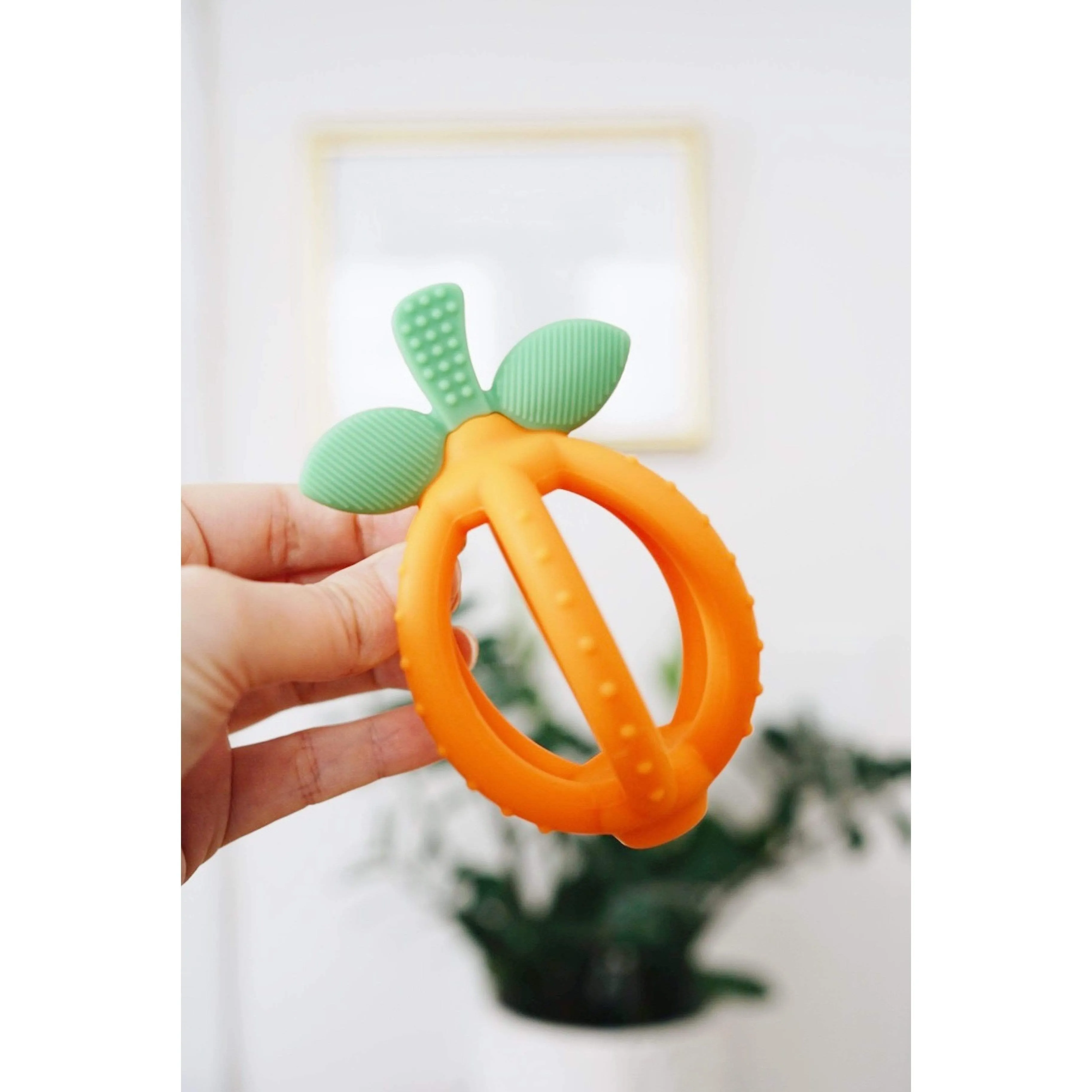 Clementine Bitzy Biter™ Teething Ball Baby Teether