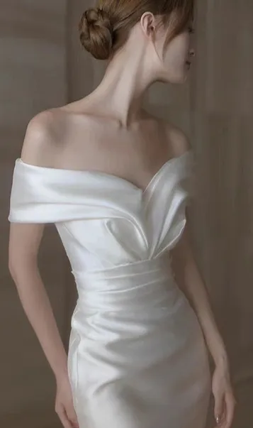French satin light wedding dress 2022 new fishtail goout gauze white simple slimming sexy one shoulder evening dress