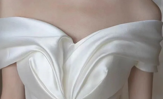 French satin light wedding dress 2022 new fishtail goout gauze white simple slimming sexy one shoulder evening dress