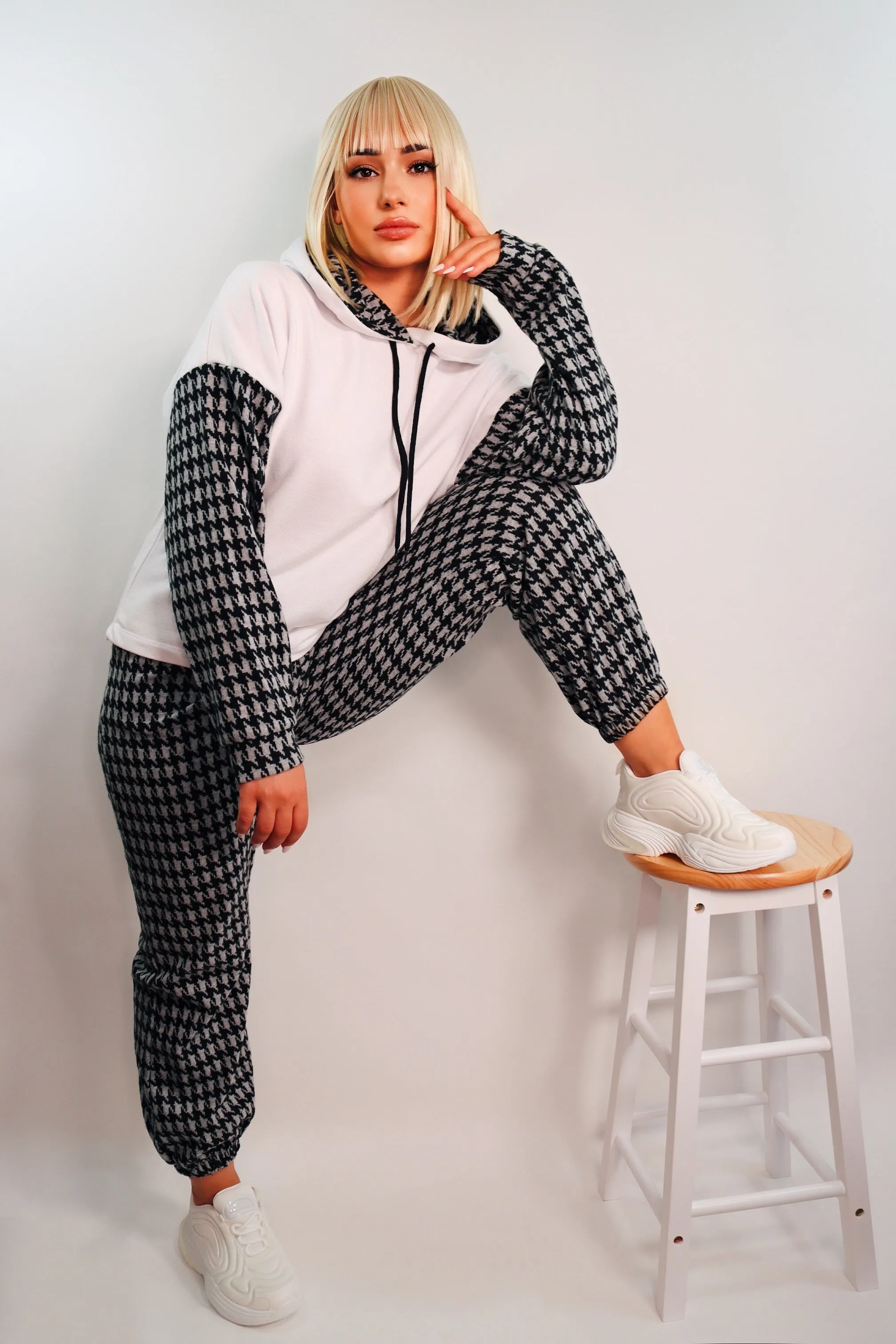 Geo Drawstring Hoodie And Joggers Set