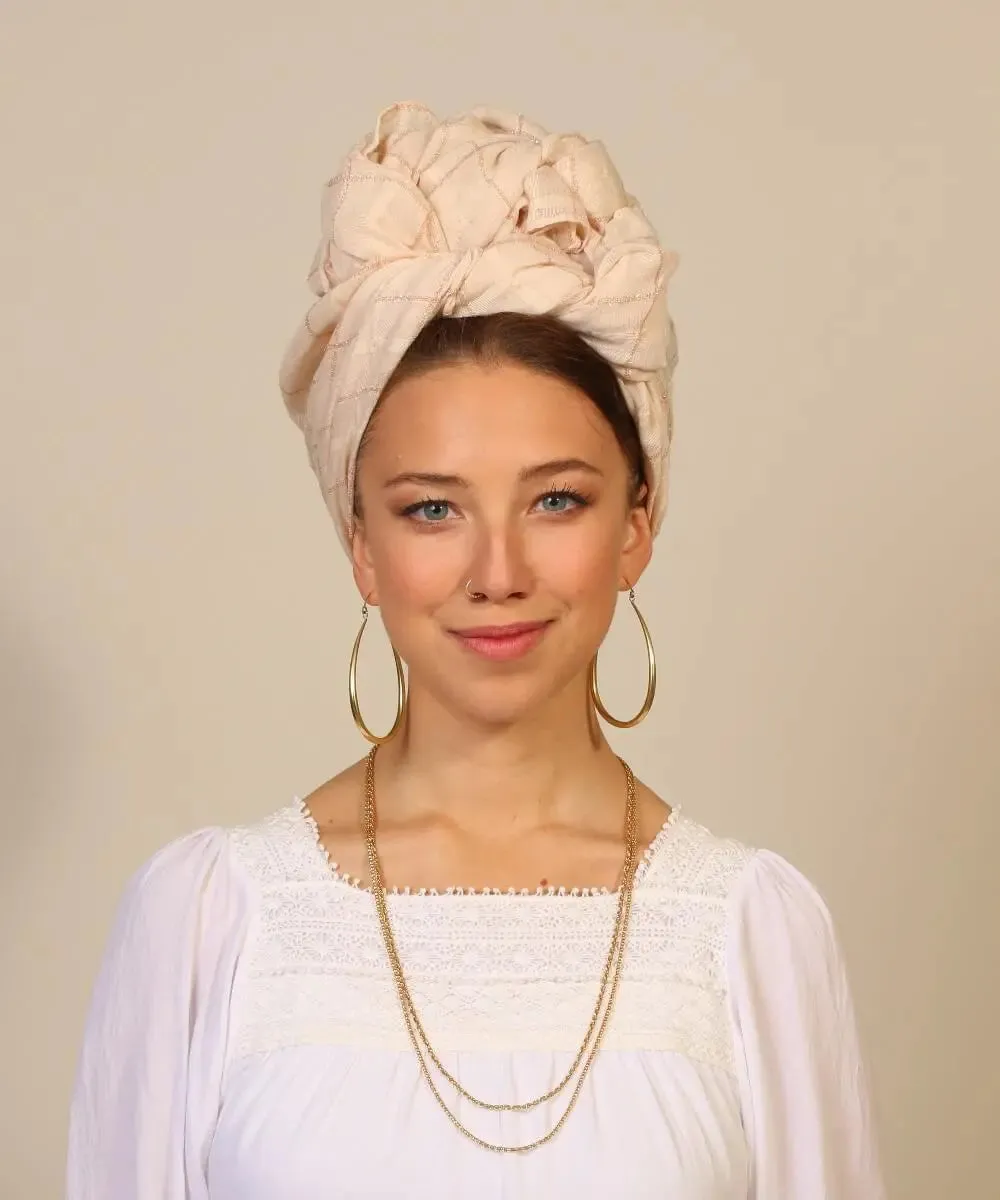 Glittering Square-Patterned Scarf