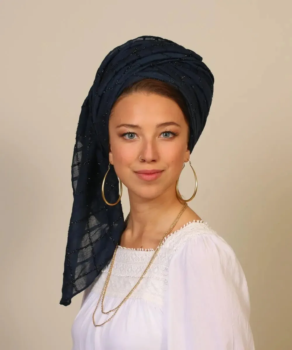 Glittering Square-Patterned Scarf