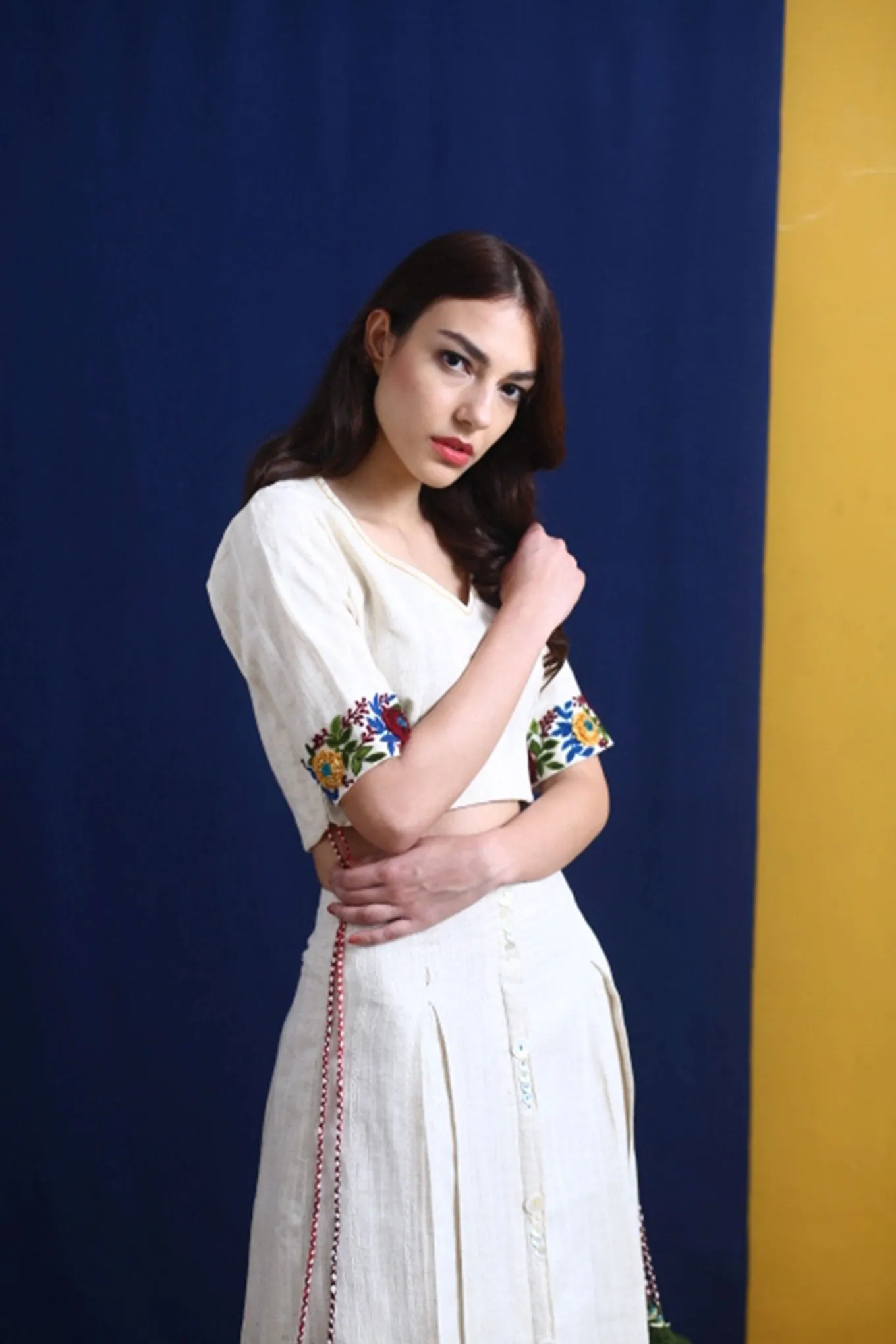 Ivory pleated skirt
