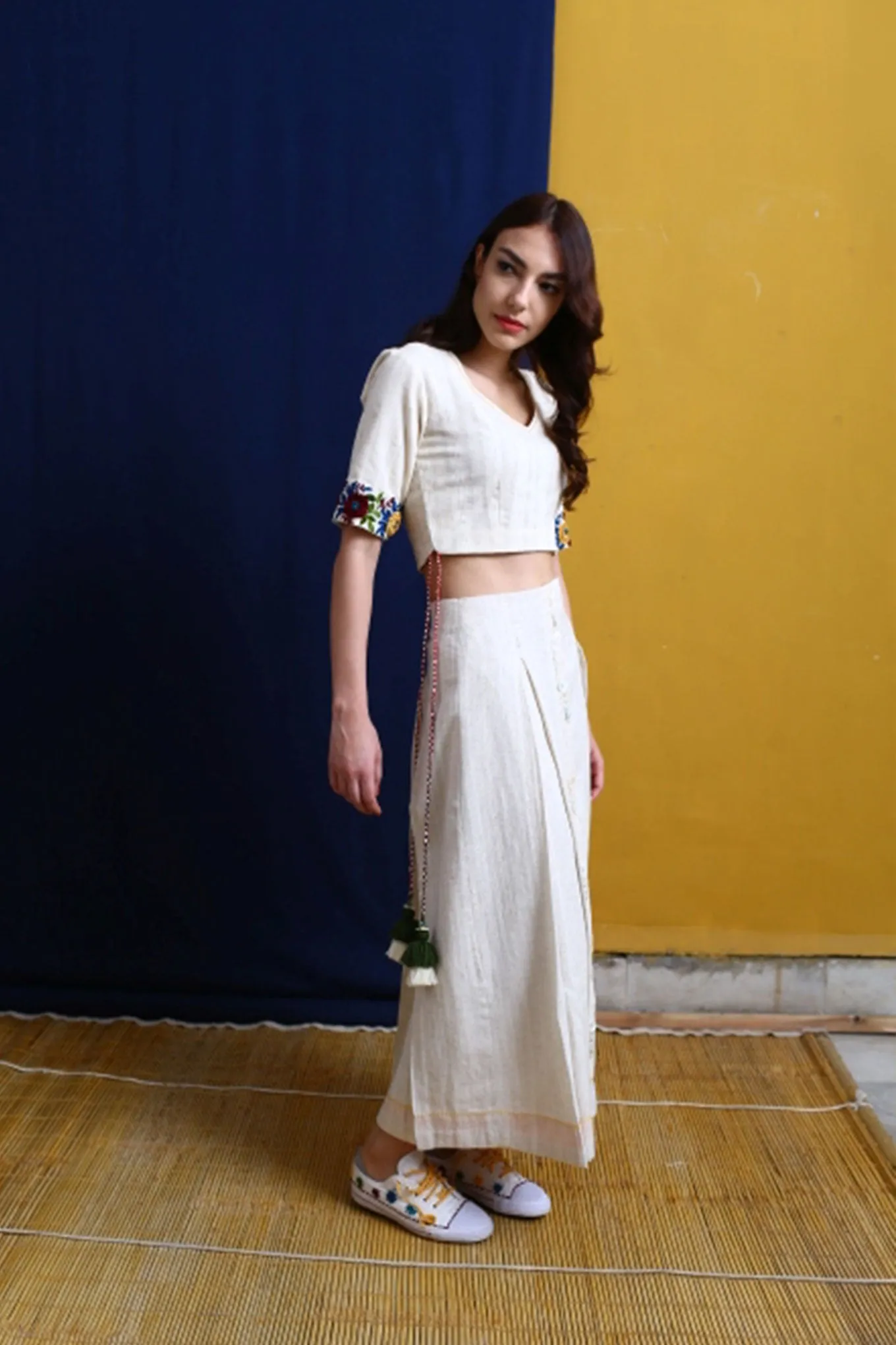 Ivory pleated skirt