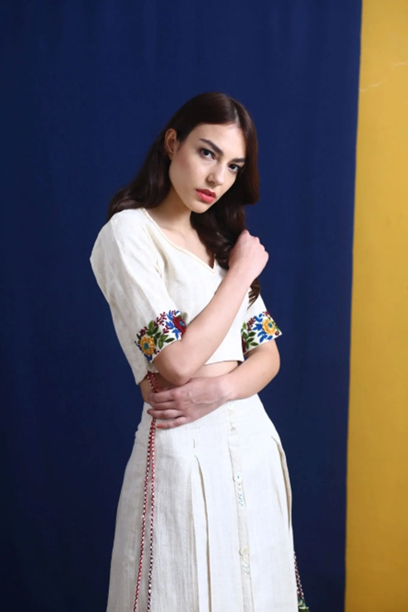 Ivory pleated skirt