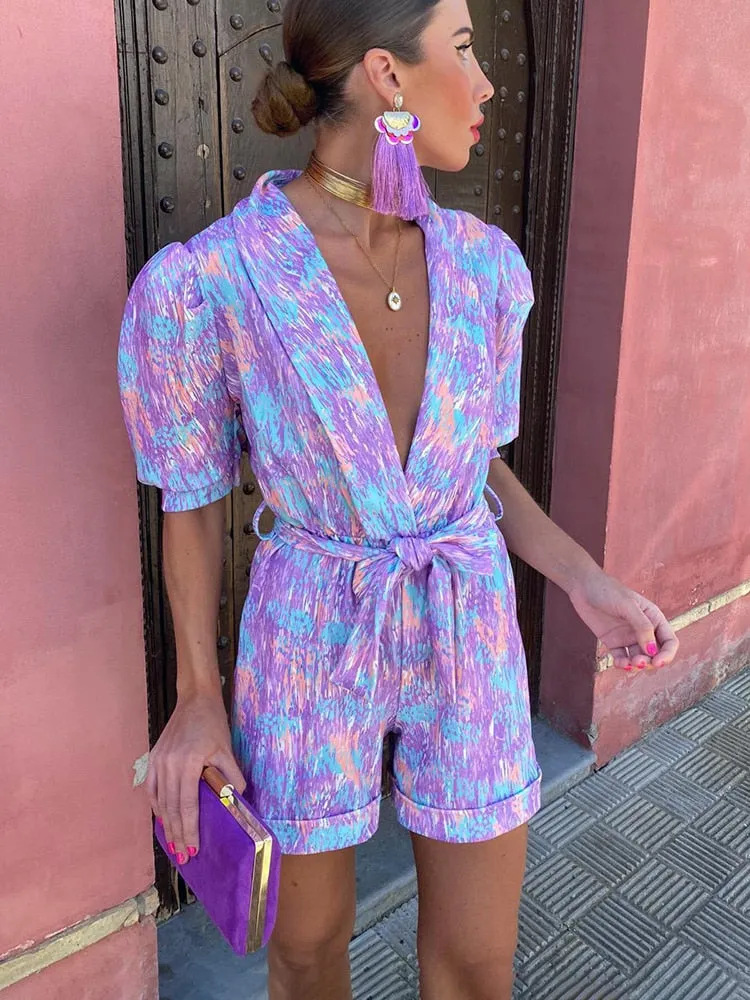 Kylie Sommer-Overall | Bunter, modischer Kurzoverall mit V-Ausschnitt