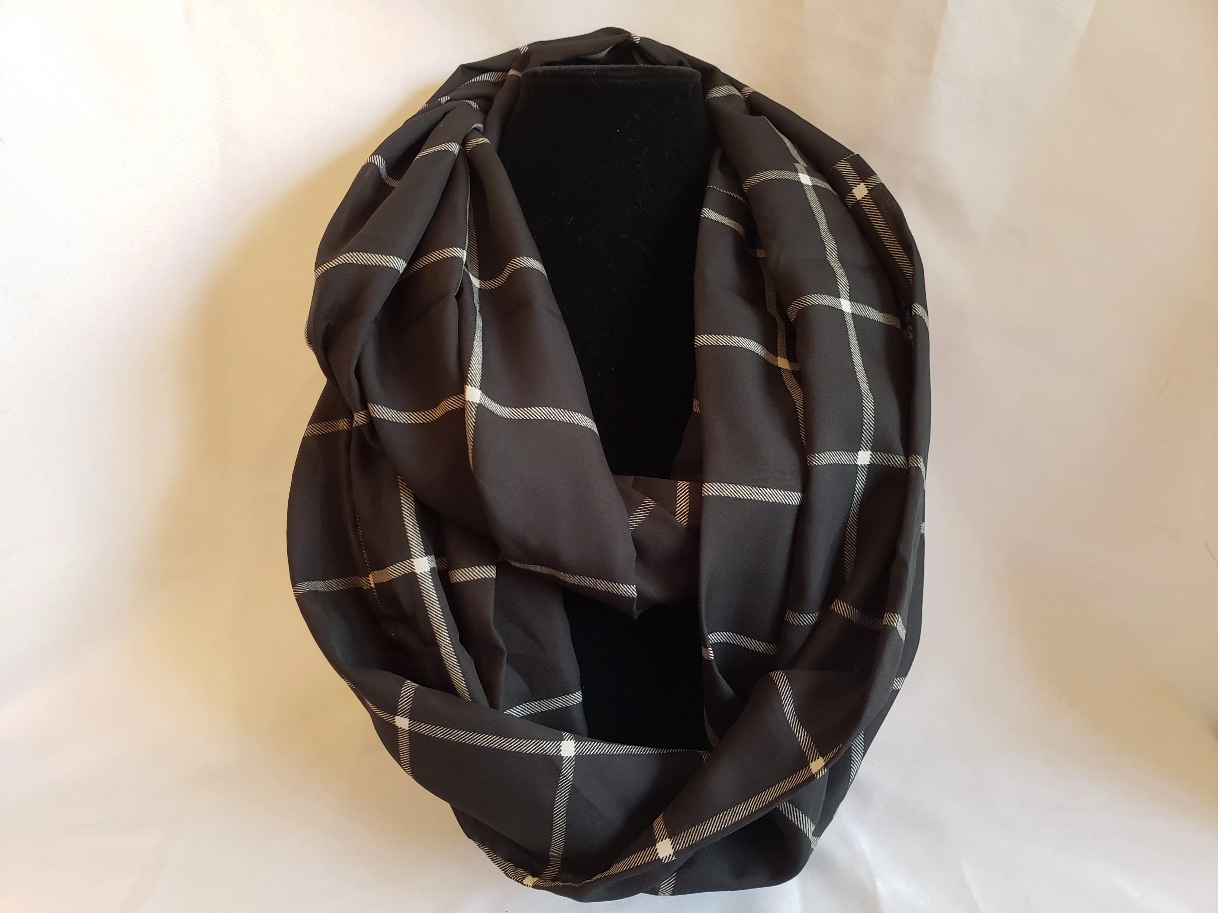 Lightweight Infinity Scarf in Black & White