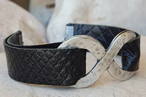 Men leather bracelet.