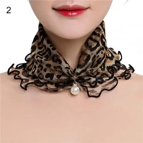 Pendant Scarf