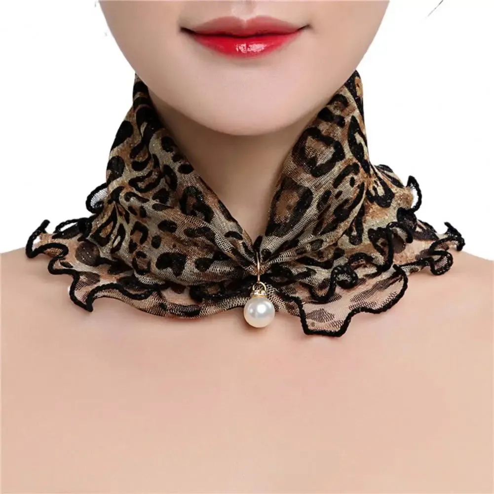 Pendant Scarf
