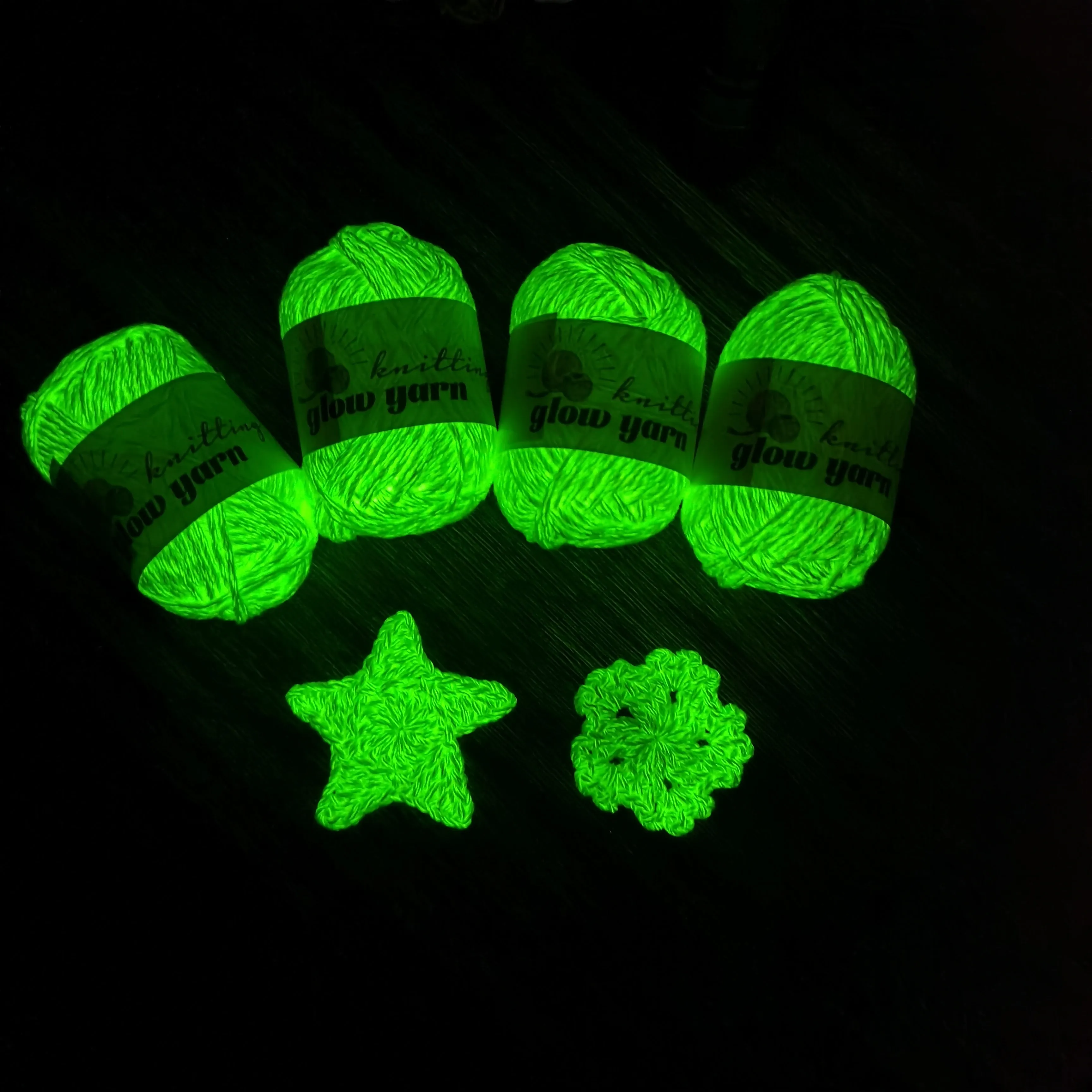 Polyester Luminous yarn glow in the dark fluorescent crochet yarn