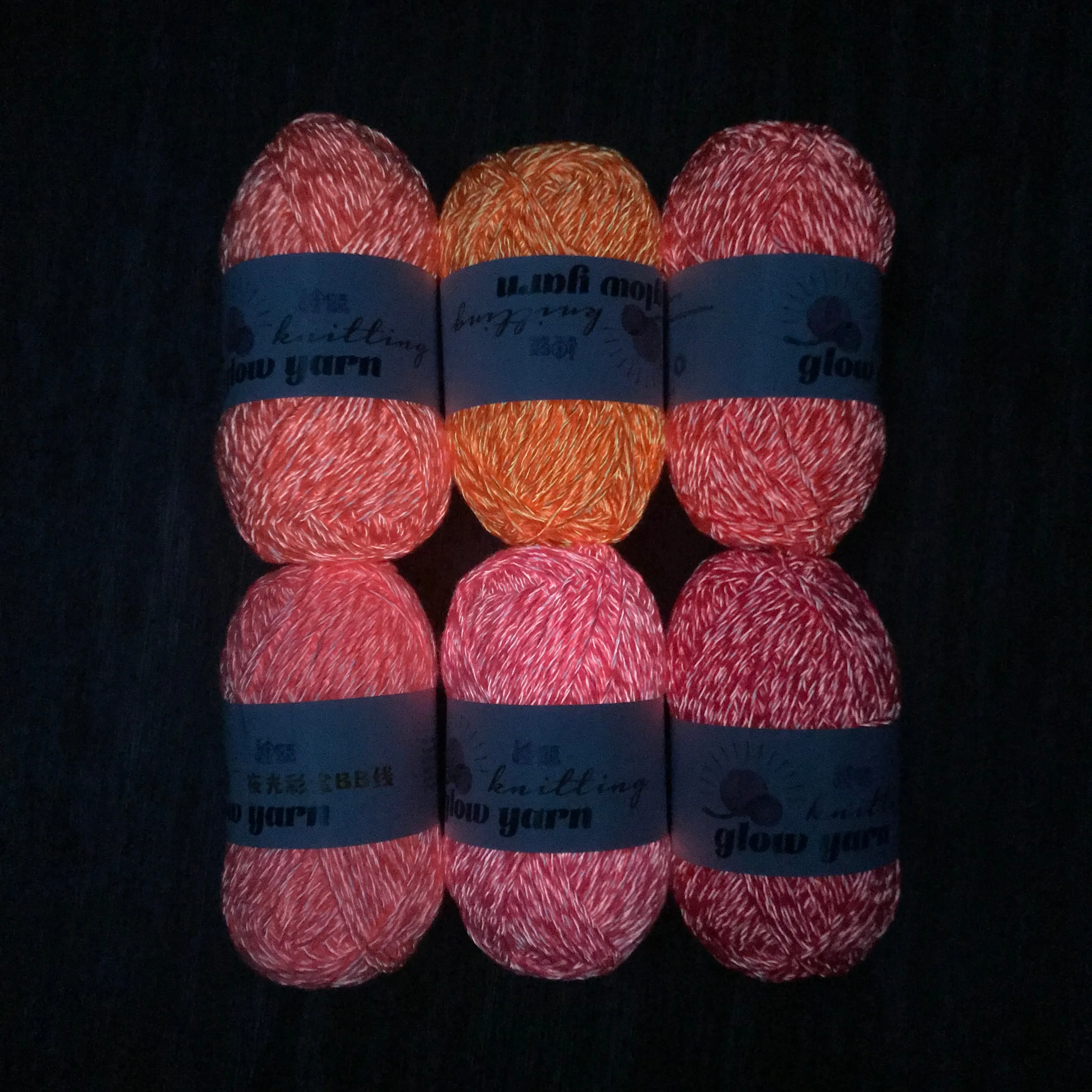 RED light fluorescent Luminous metallic crochet yarn