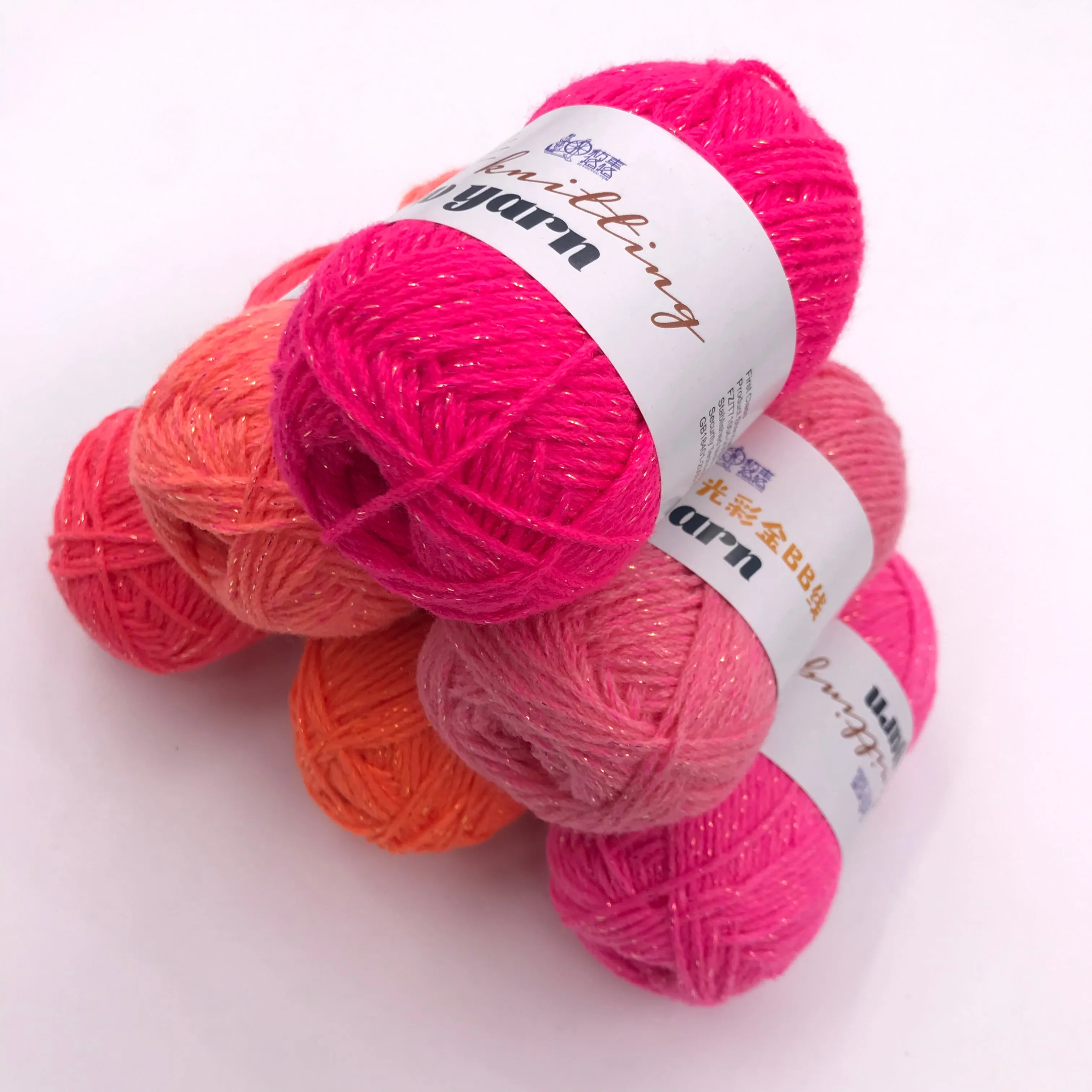 RED light fluorescent Luminous metallic crochet yarn