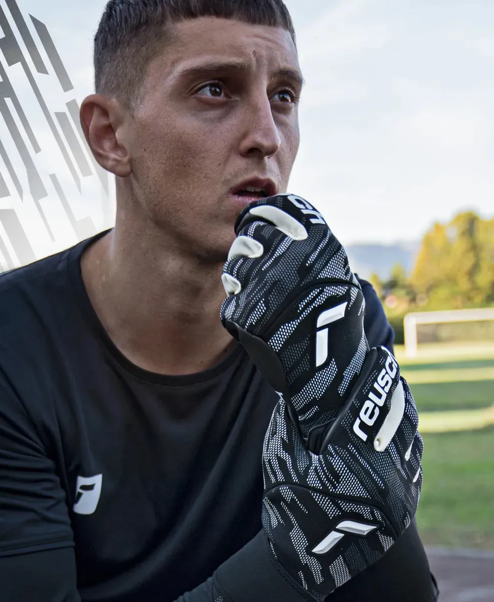 Reusch Pure Contact Infinity Goalkeeper Gloves - Black