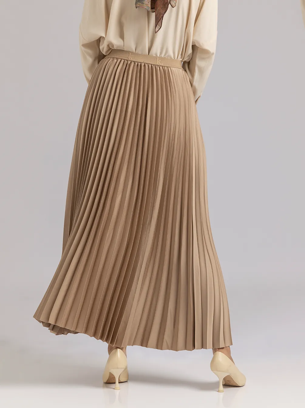 SATIN PLEATED SKIRT PLAIN MOCCA