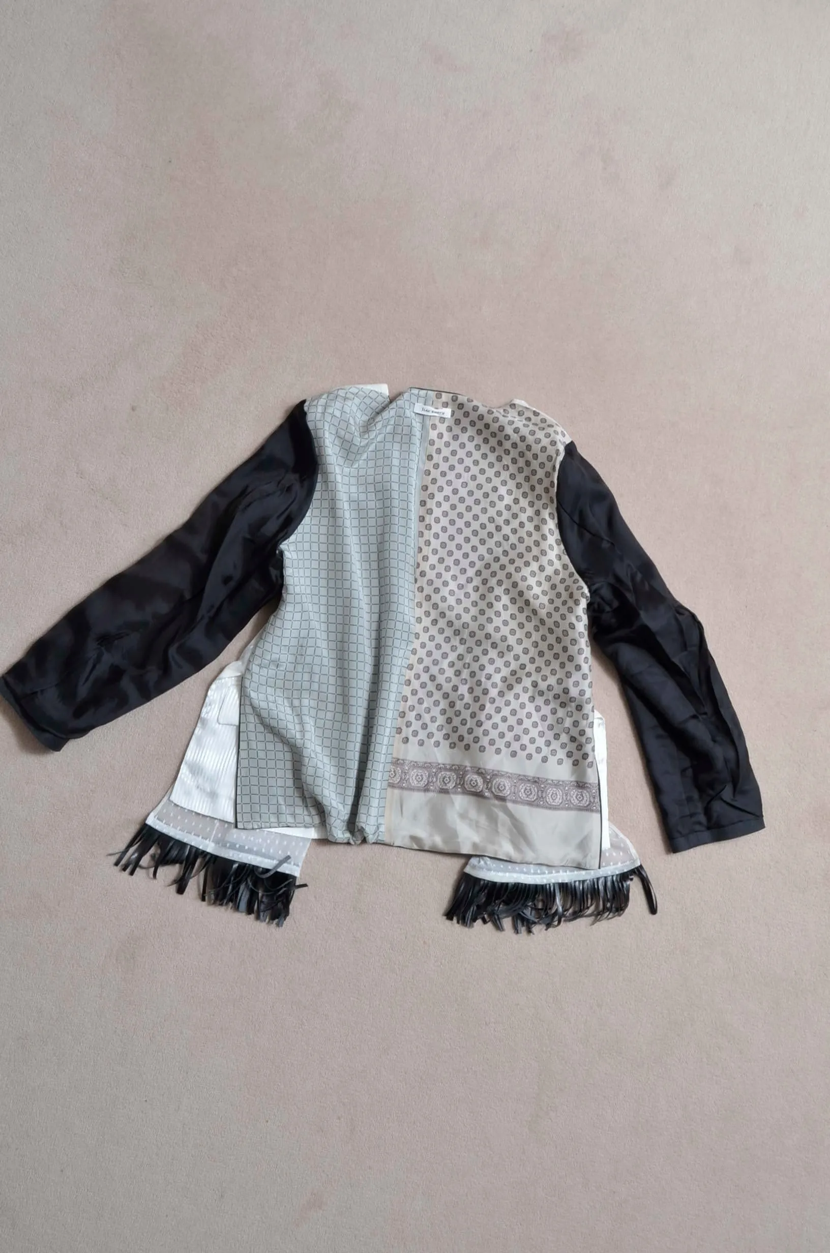 SCARF-LINED FRINGE JK/00