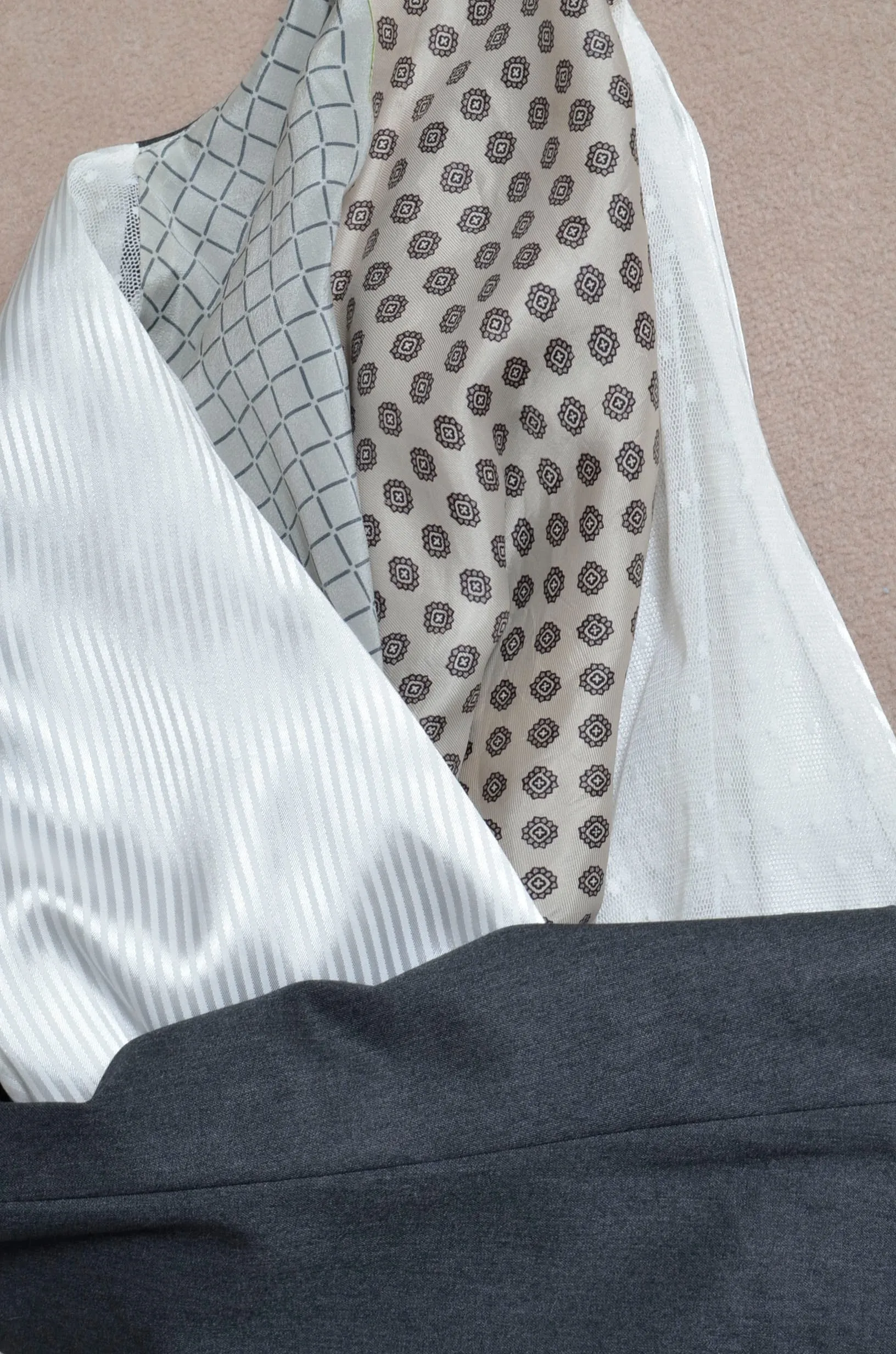 SCARF-LINED FRINGE JK/00