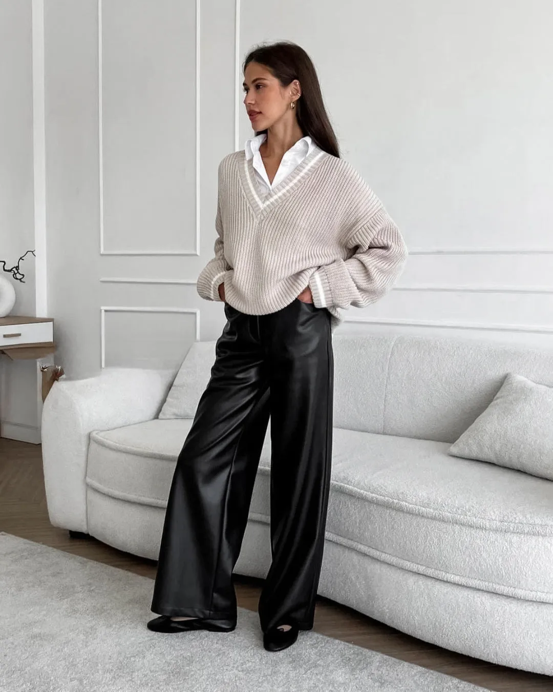 Women’s French Retro Plush Matte Leather Slim High-Waisted Loose Trousers