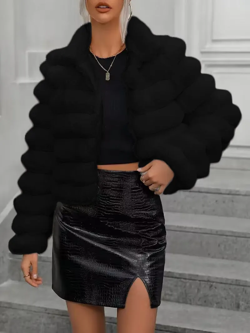 Women’s Sexy and Sophisticated Short Faux Fur Coat