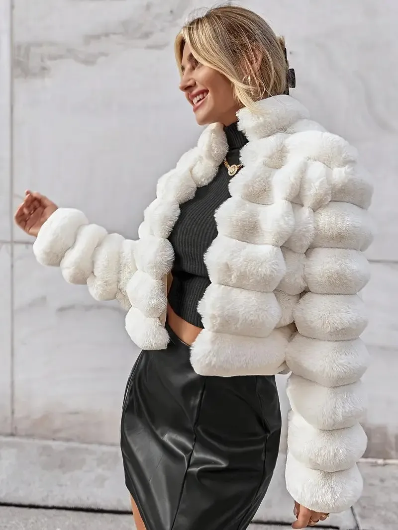 Women’s Sexy and Sophisticated Short Faux Fur Coat