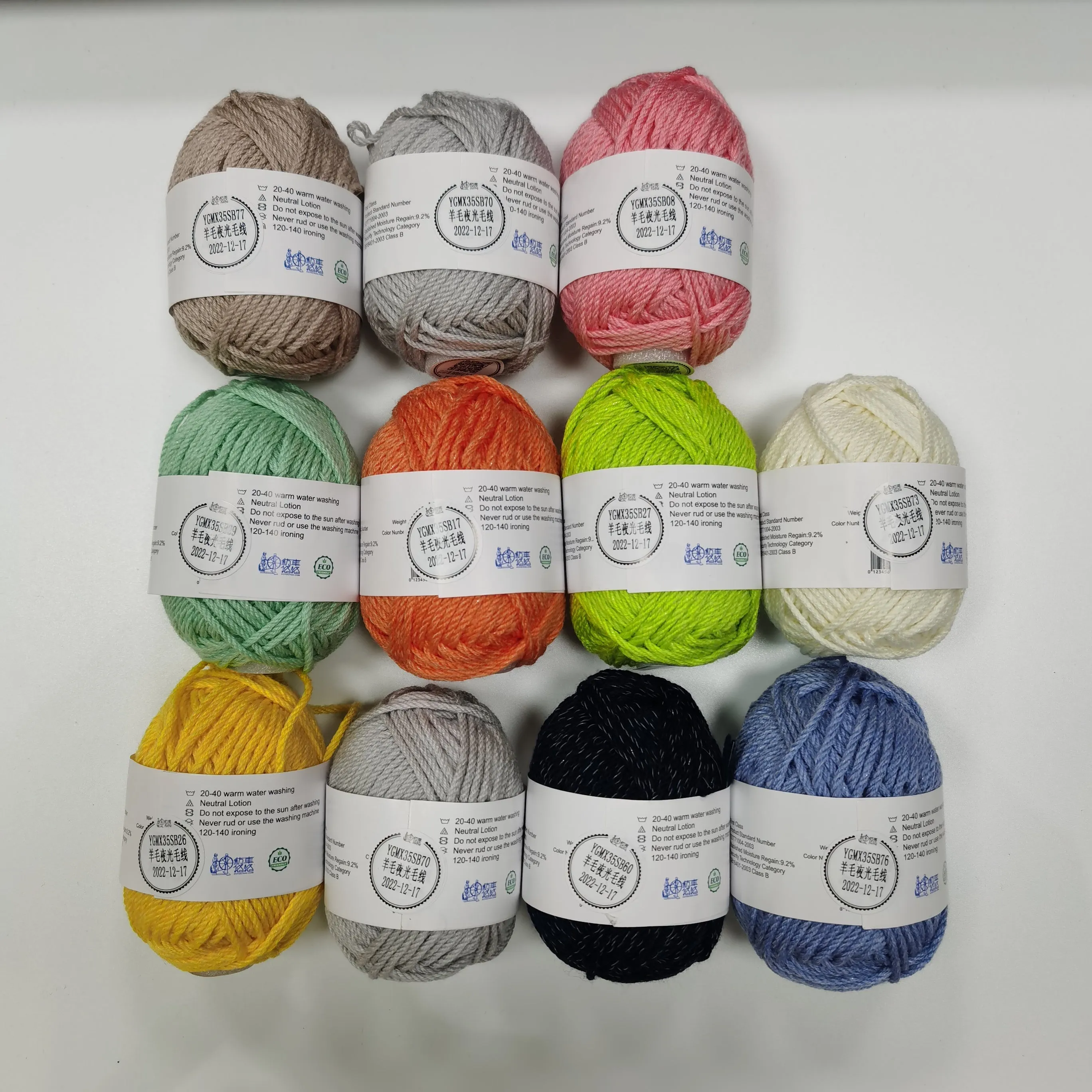 Wool Acrylic Glow in the dark fluorescent Crochet Yarn